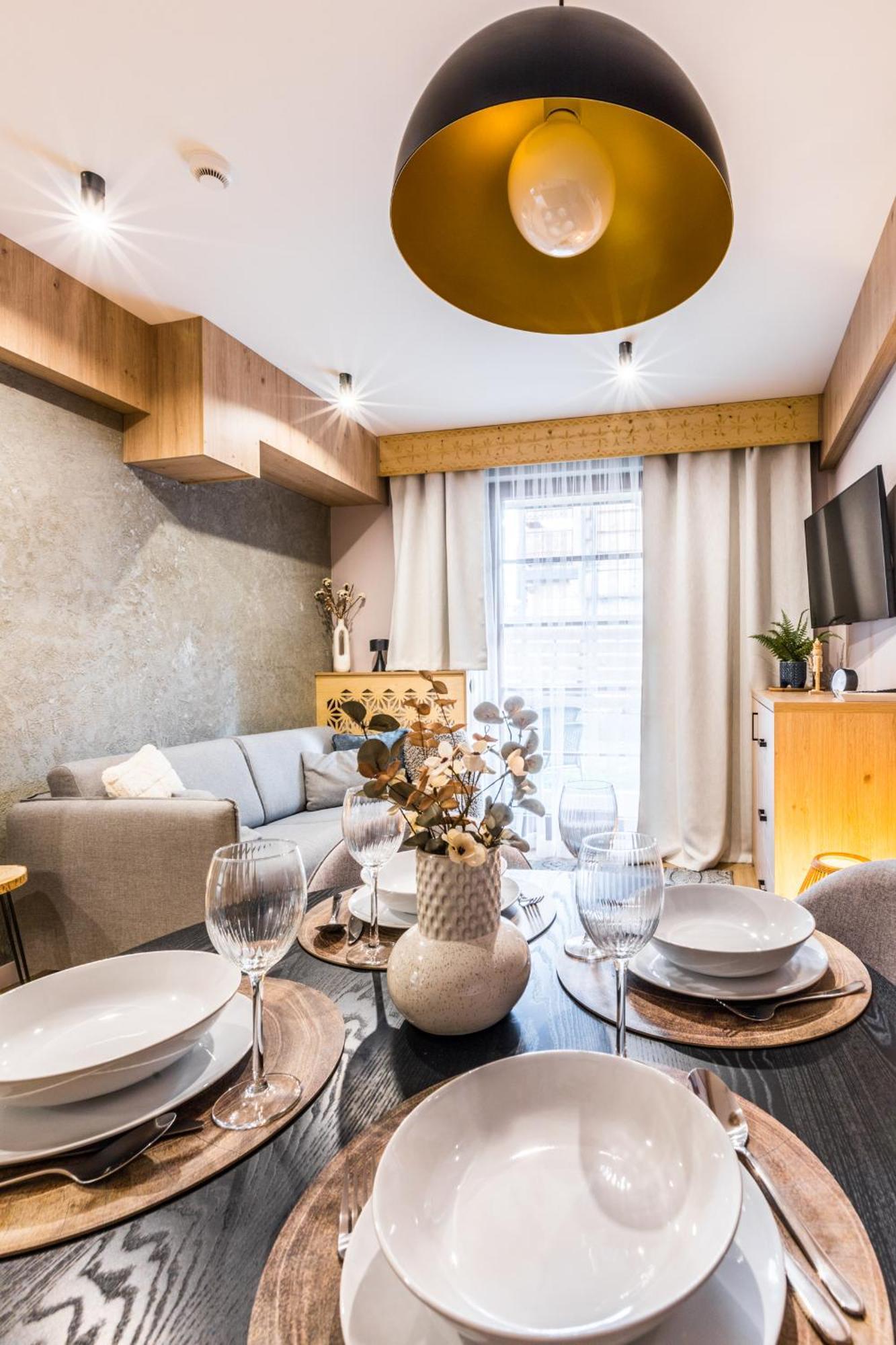 Aparthotel Lucylla Zakopane Ngoại thất bức ảnh