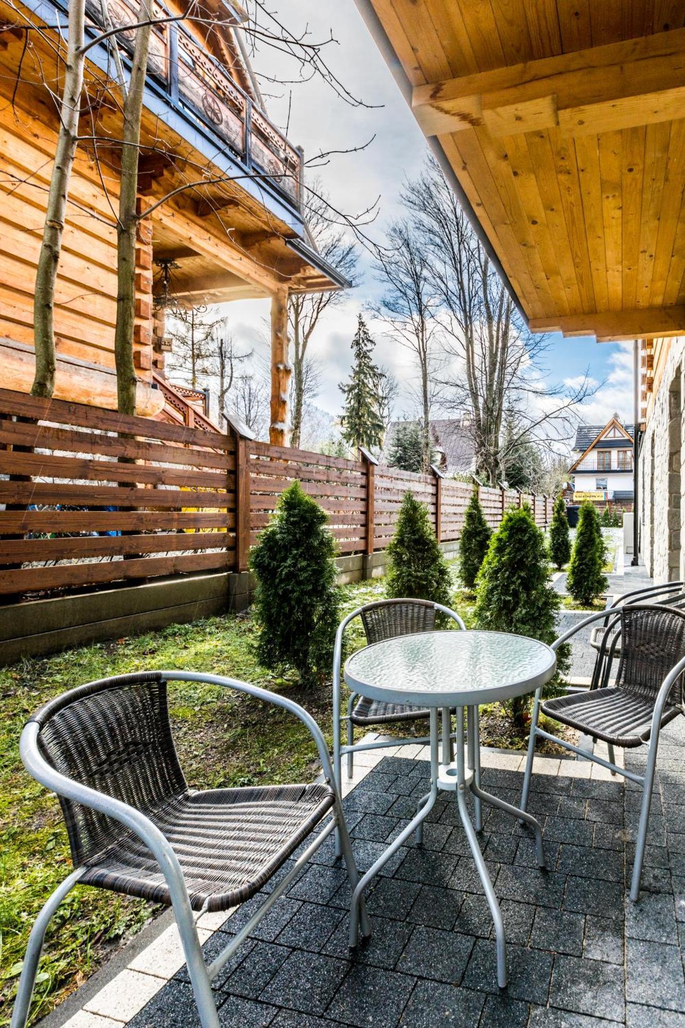 Aparthotel Lucylla Zakopane Ngoại thất bức ảnh