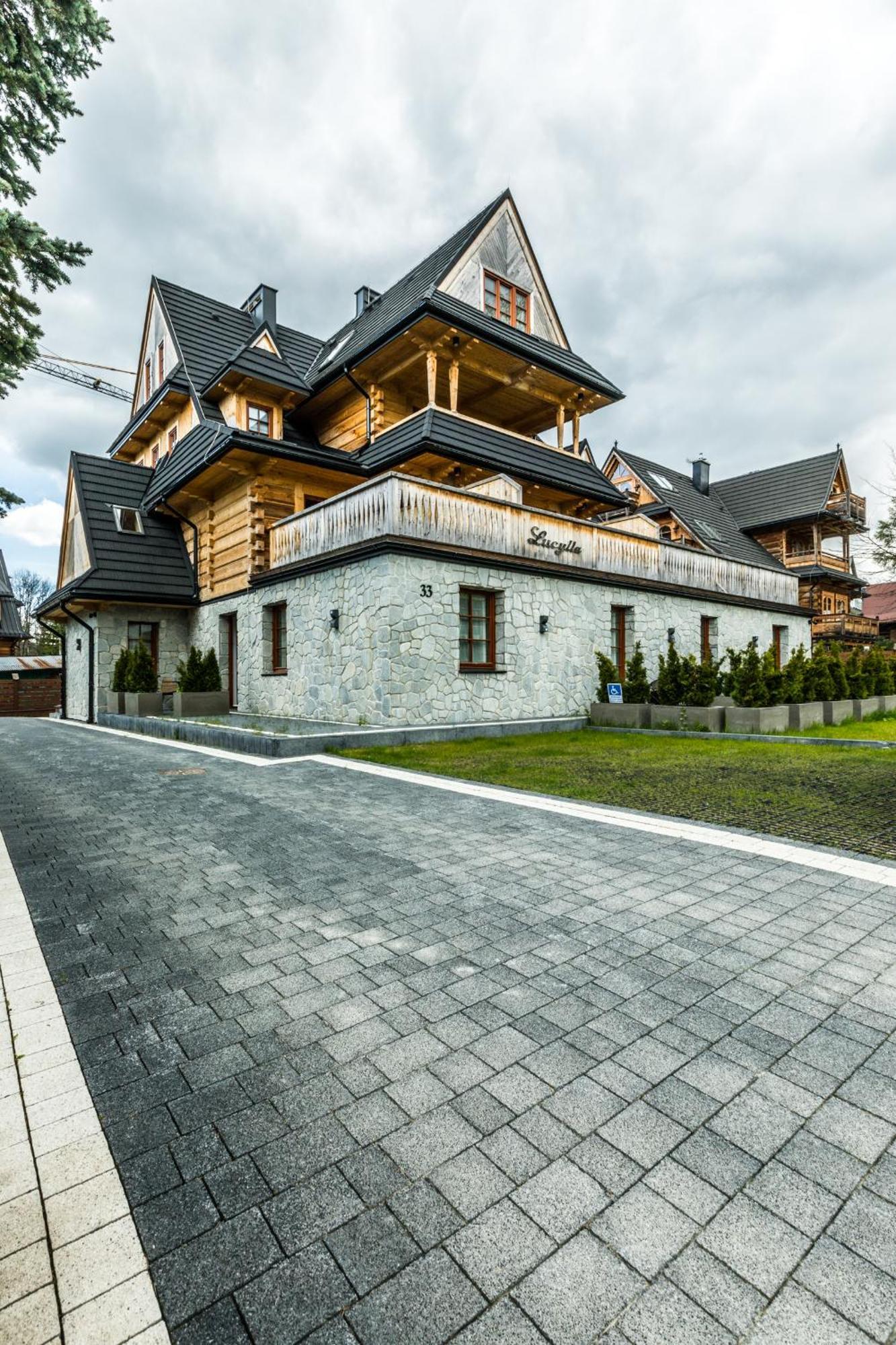 Aparthotel Lucylla Zakopane Ngoại thất bức ảnh